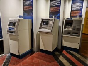 昔使用されていたATM