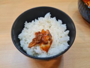 白いご飯に乗せてみた。