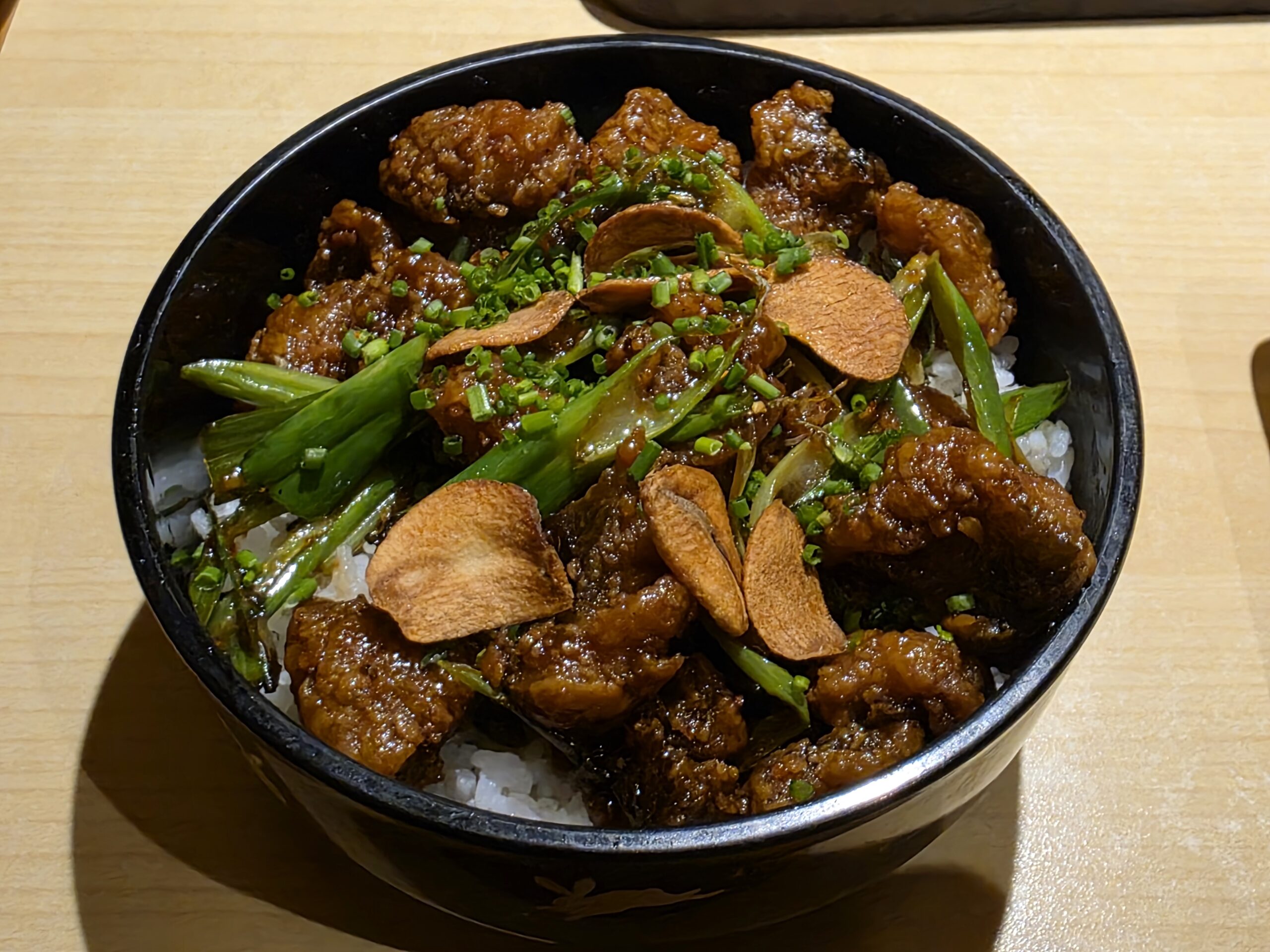 気になる「ナマズ丼」