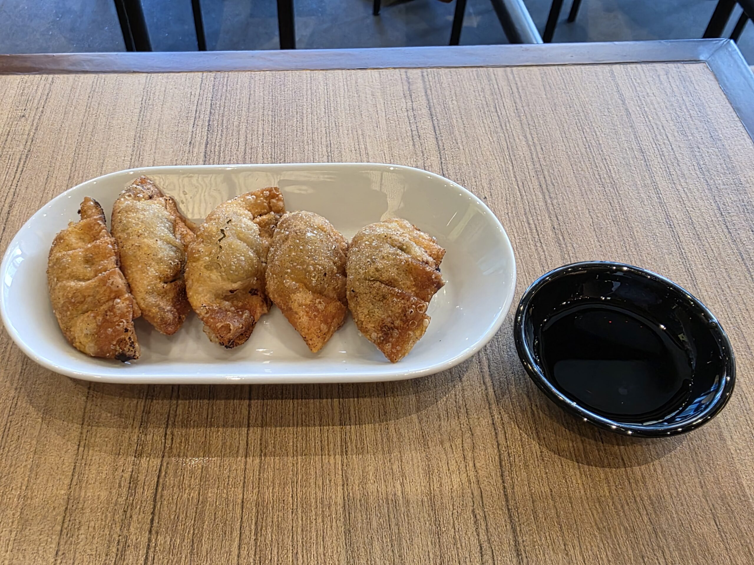 カリッと揚がった「揚げ餃子」