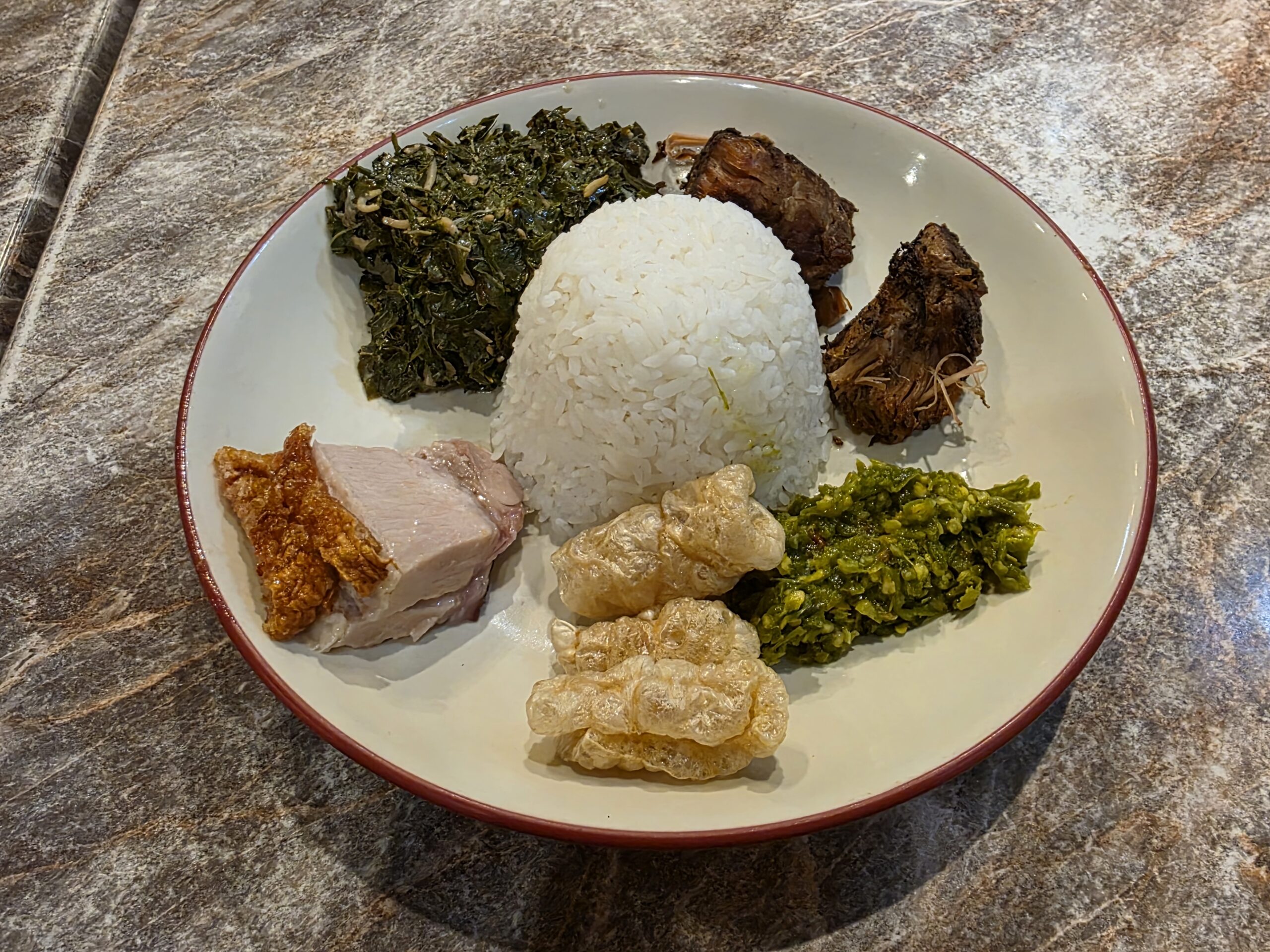 お店のオススメ、Nasi Campur ala Sumatera(ナシ・チャンプル・アラ・スマトラ)