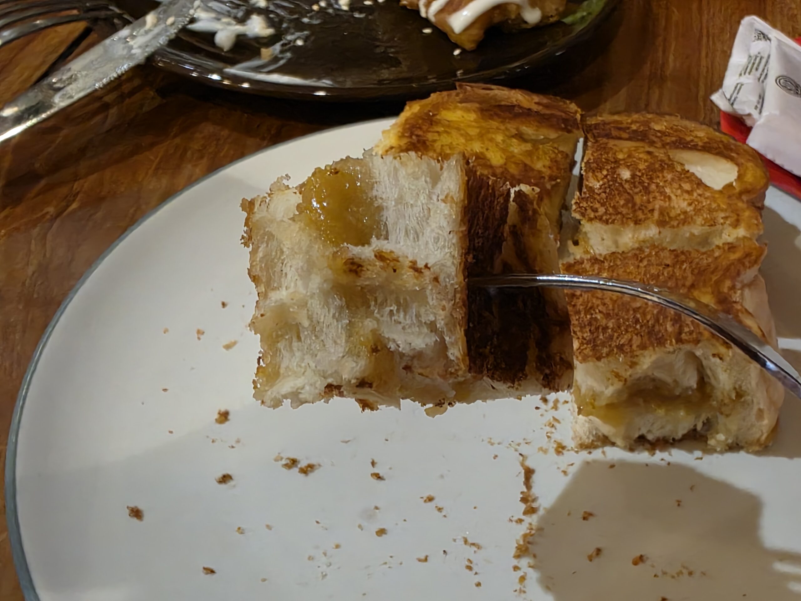 パンの中はこんな感じです。