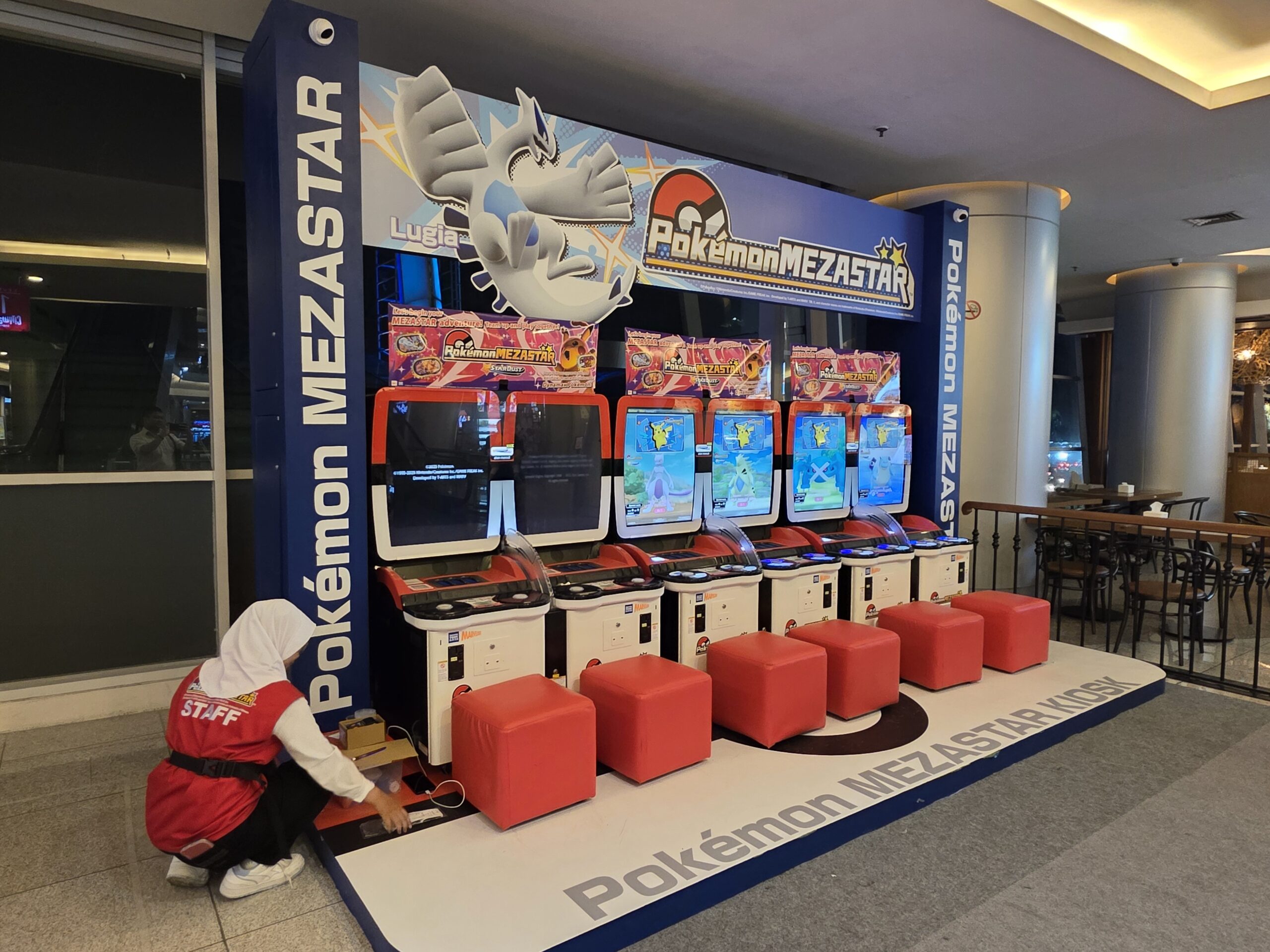 インドネシアでもポケモンのゲームを見るようになりました!